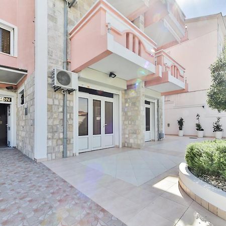 Garni Hotel Koral Budva Exterior photo